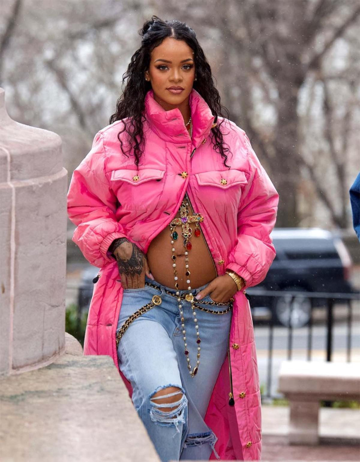 Rihanna: Az énekesnő erre a szépségápolási rutinra esküszik a terhessége alatt